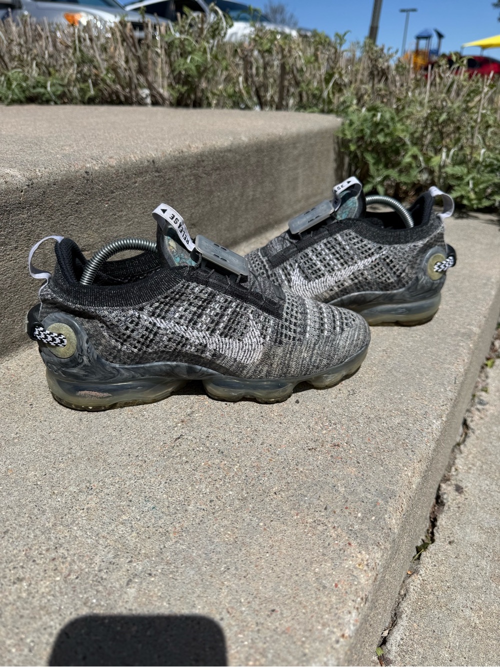 Men’s Nike Vapormax Flyknit (size 8.5)
